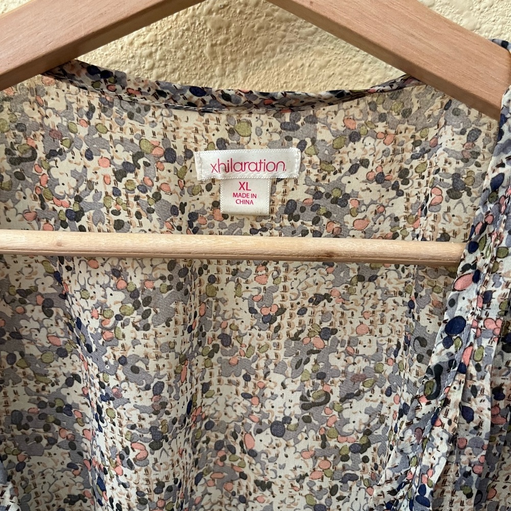 Floral tunic - Picture 4 of 10